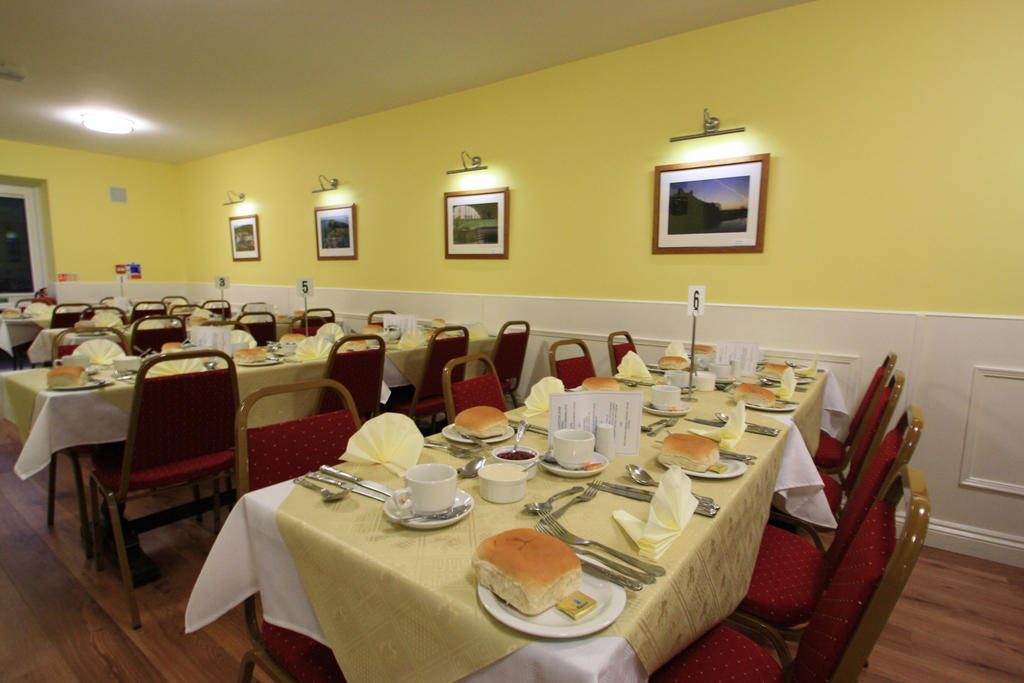 Bed and Breakfast Emlyn Arms à Llanarthney Extérieur photo